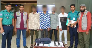 মগবাজারে চাঞ্চল্যকর ছিনতাই: মালামালসহ চারজনকে গ্রেপ্তার